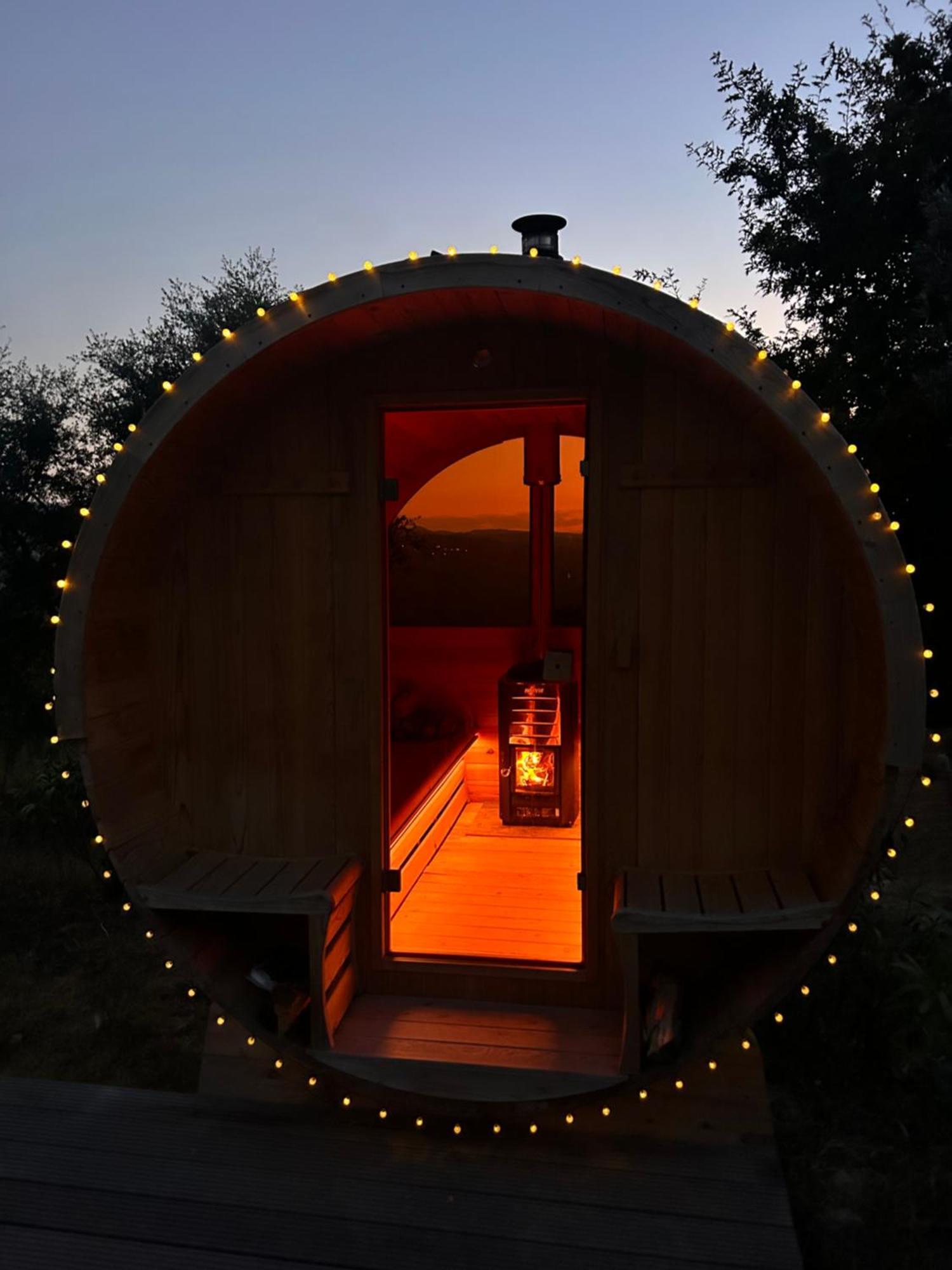 Monkey Tiny Barnhouse With Amazing Views! Villa Folhadosa Ngoại thất bức ảnh